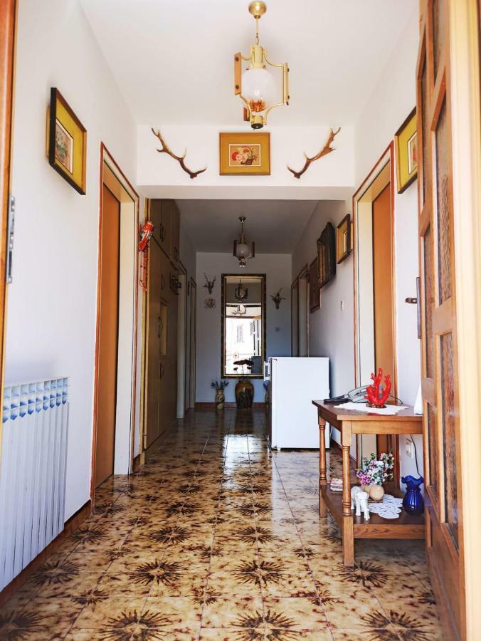 Naomi'S Sunshine Appartement Cres Buitenkant foto