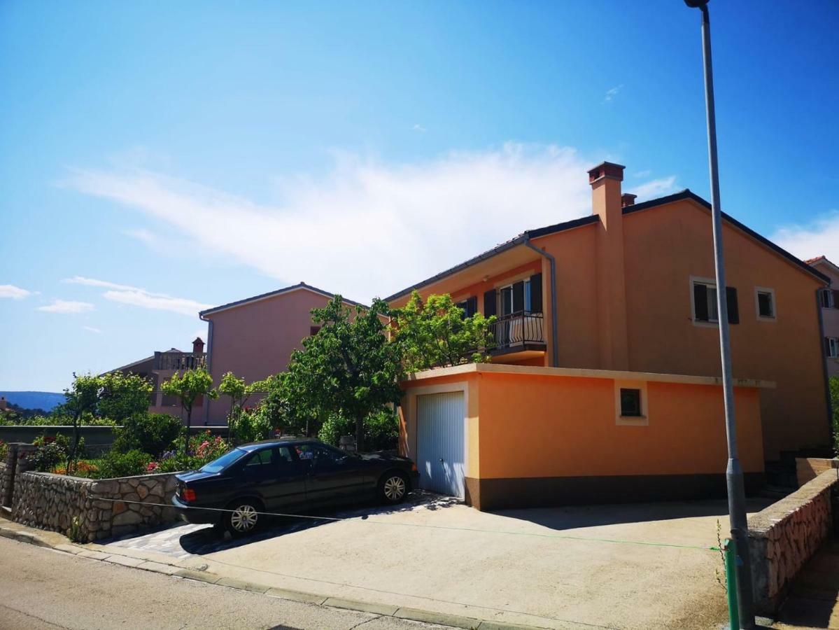Naomi'S Sunshine Appartement Cres Buitenkant foto
