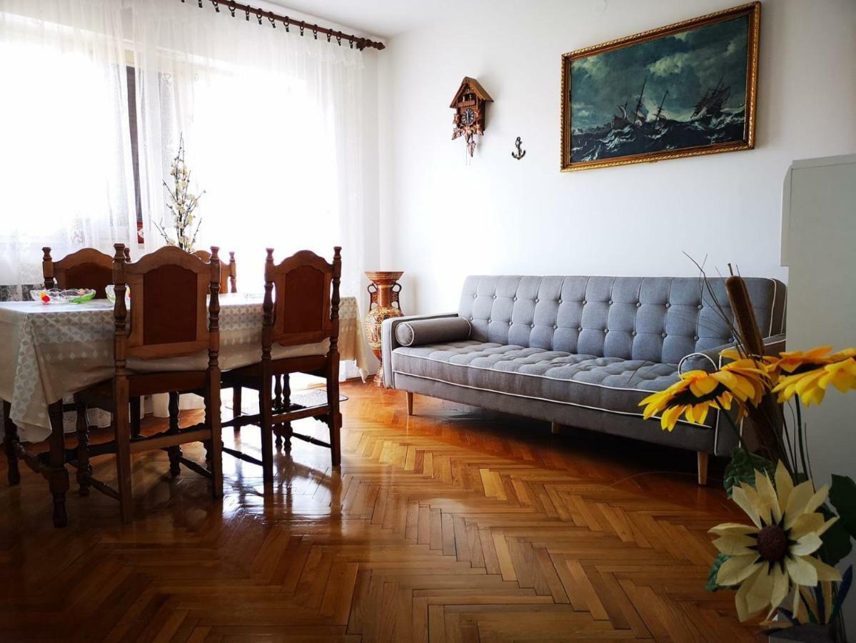 Naomi'S Sunshine Appartement Cres Buitenkant foto