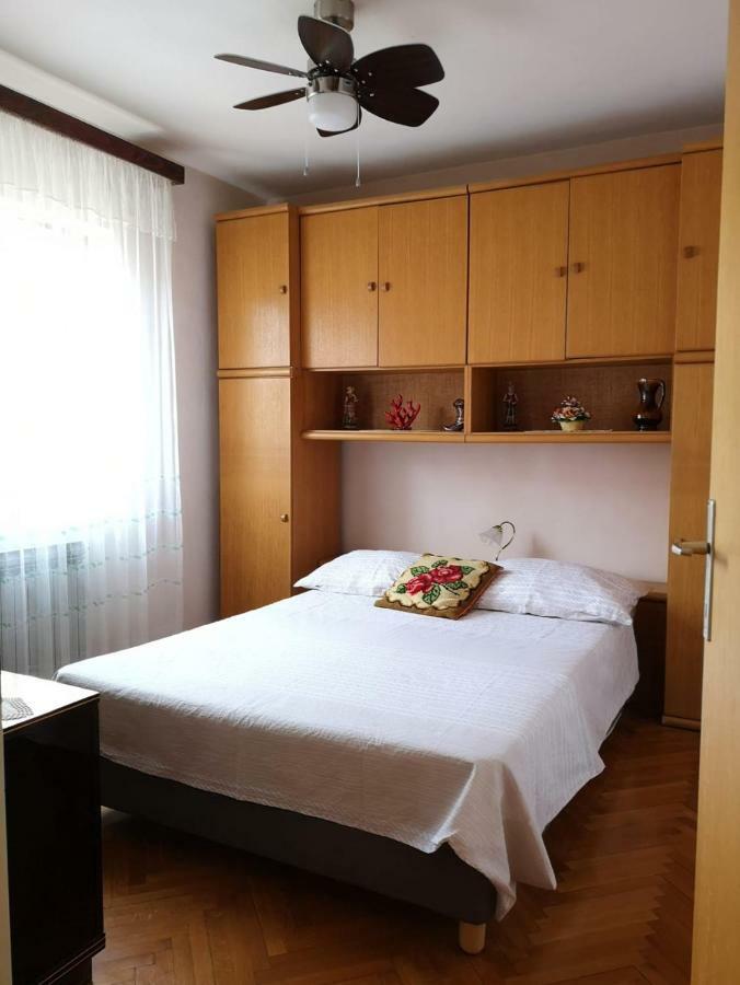 Naomi'S Sunshine Appartement Cres Buitenkant foto