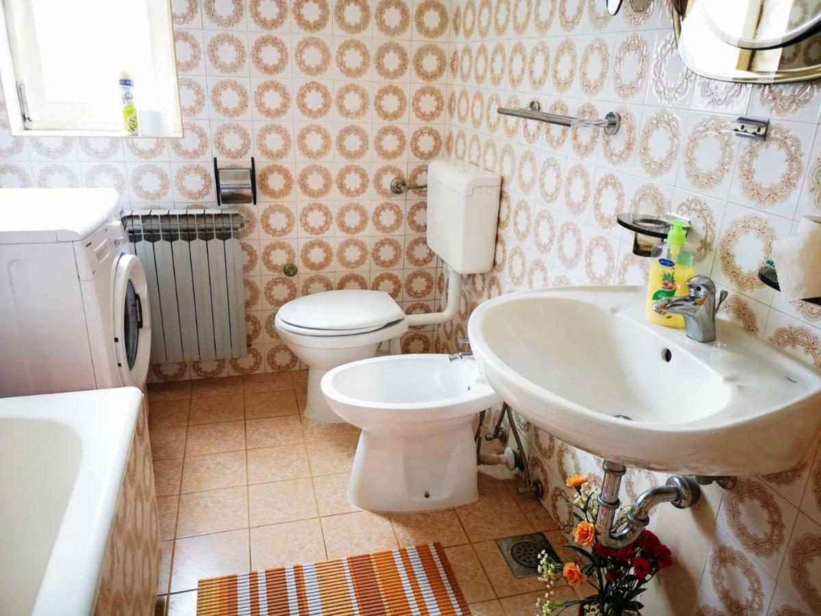 Naomi'S Sunshine Appartement Cres Buitenkant foto