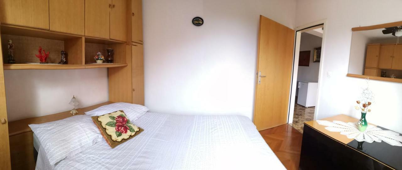 Naomi'S Sunshine Appartement Cres Buitenkant foto